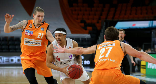 而是推动足 而是推动足